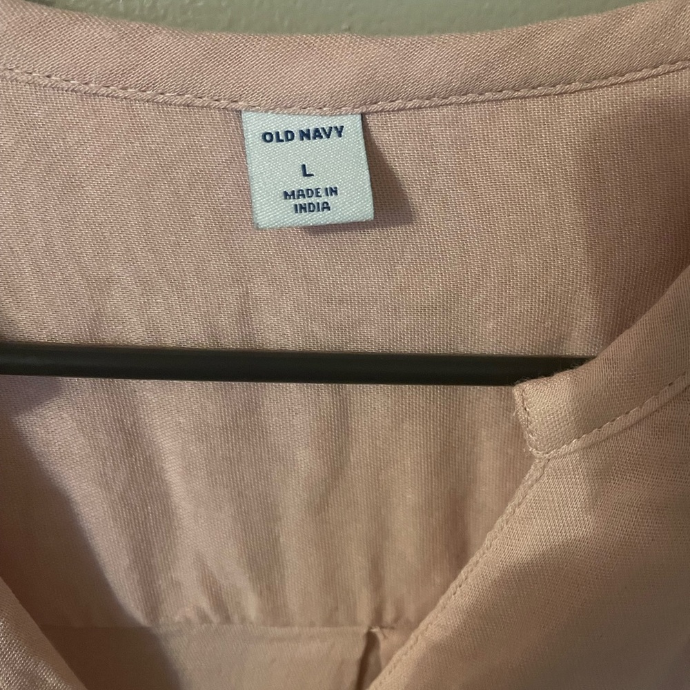 Old Navy Blush Pink Blouse - Picture 3 of 3